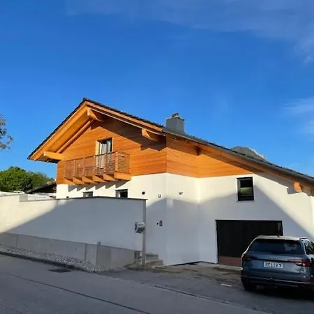 Roemer Mit Sonniger Terrasse * באד רייכנהל